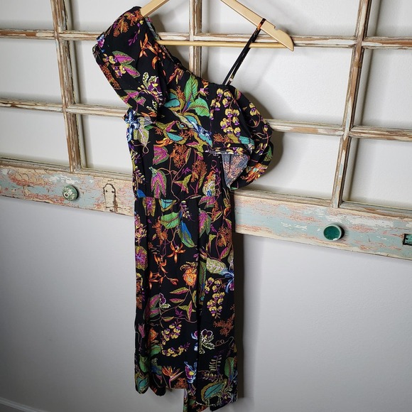 H & M Rainforest Floral Ruffle One Shoulder Viscose Dress size 6 - Picture 3 of 16